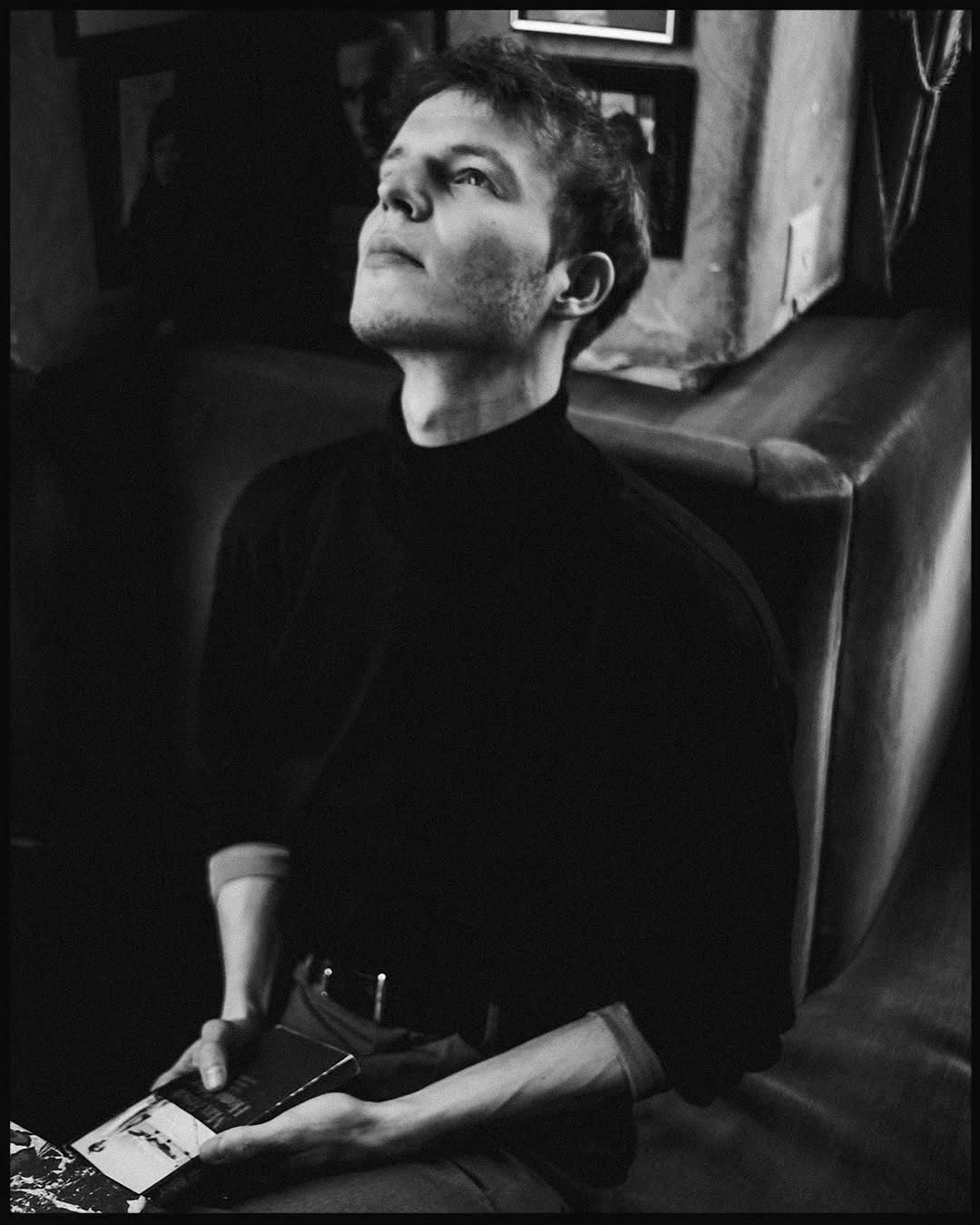 Robert Hahne in a cafe in Vienna